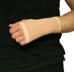 Бандаж на лучезапястный сустав эластичный BRGF
